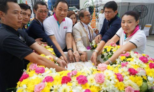 เฮลิกซ์ วางศิลาฤกษ์ โครงการยูนิโอ เอช ติวานนท์