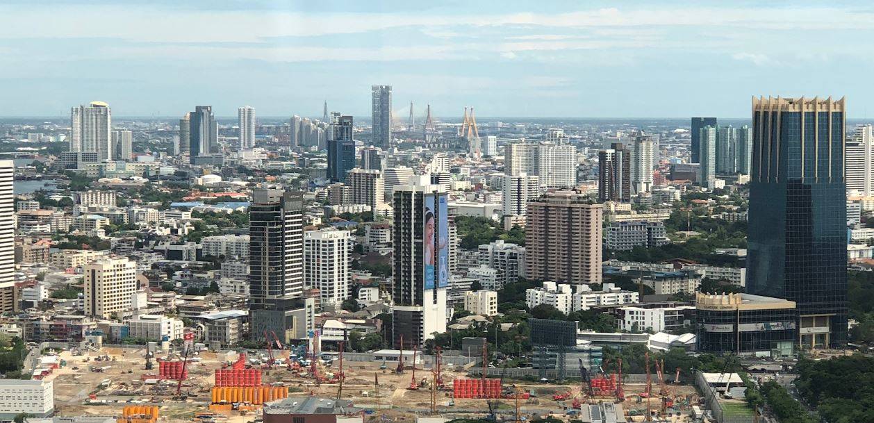 You are currently viewing กนง.-กนส.ห่วงอสังหาฯเดี้ยง -mixed-use ล้นตลาด